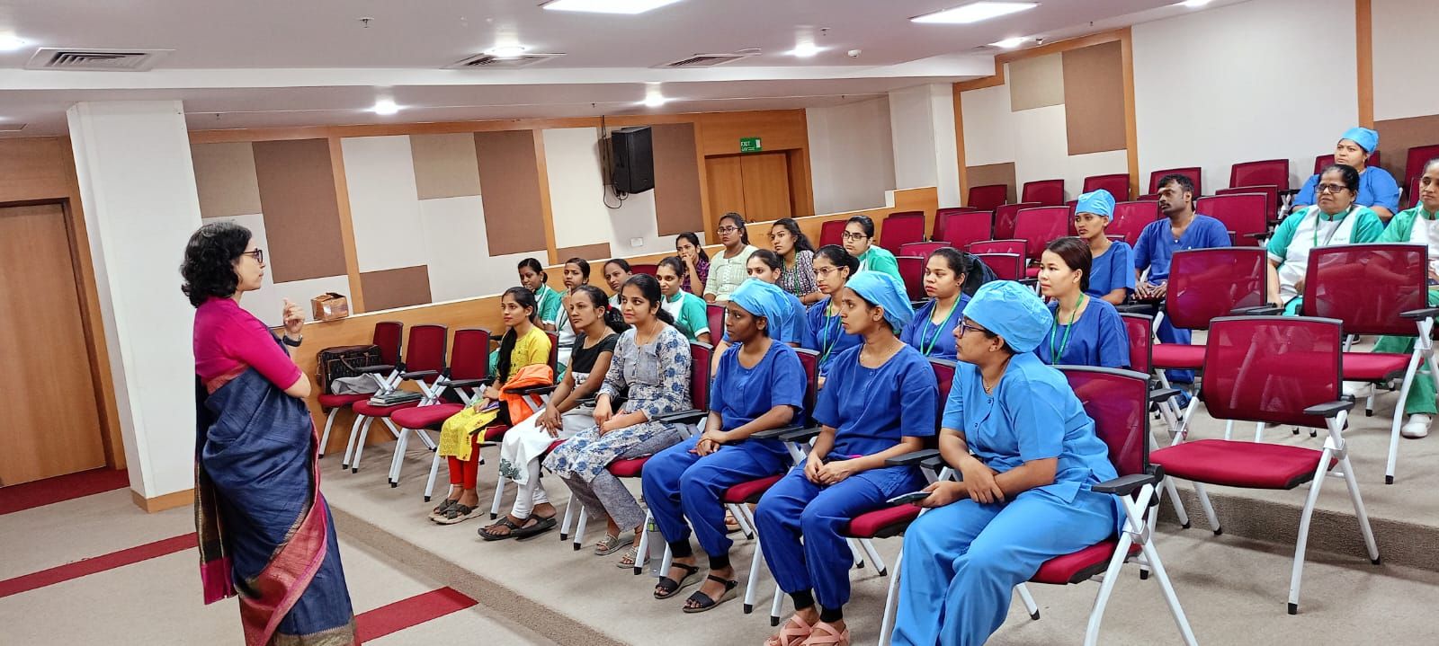 Dr. Niti talking to students at the NEP